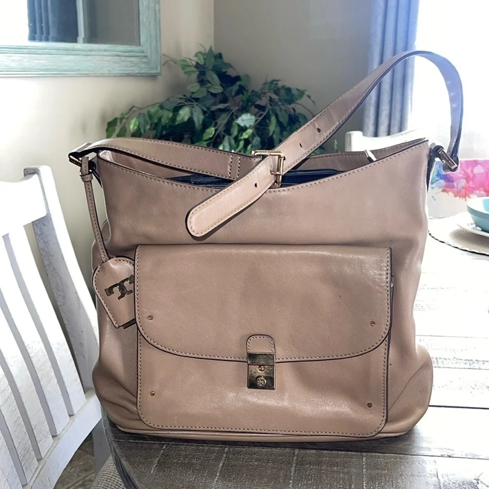 Vintage Tory Burch soft leather shoulder bag